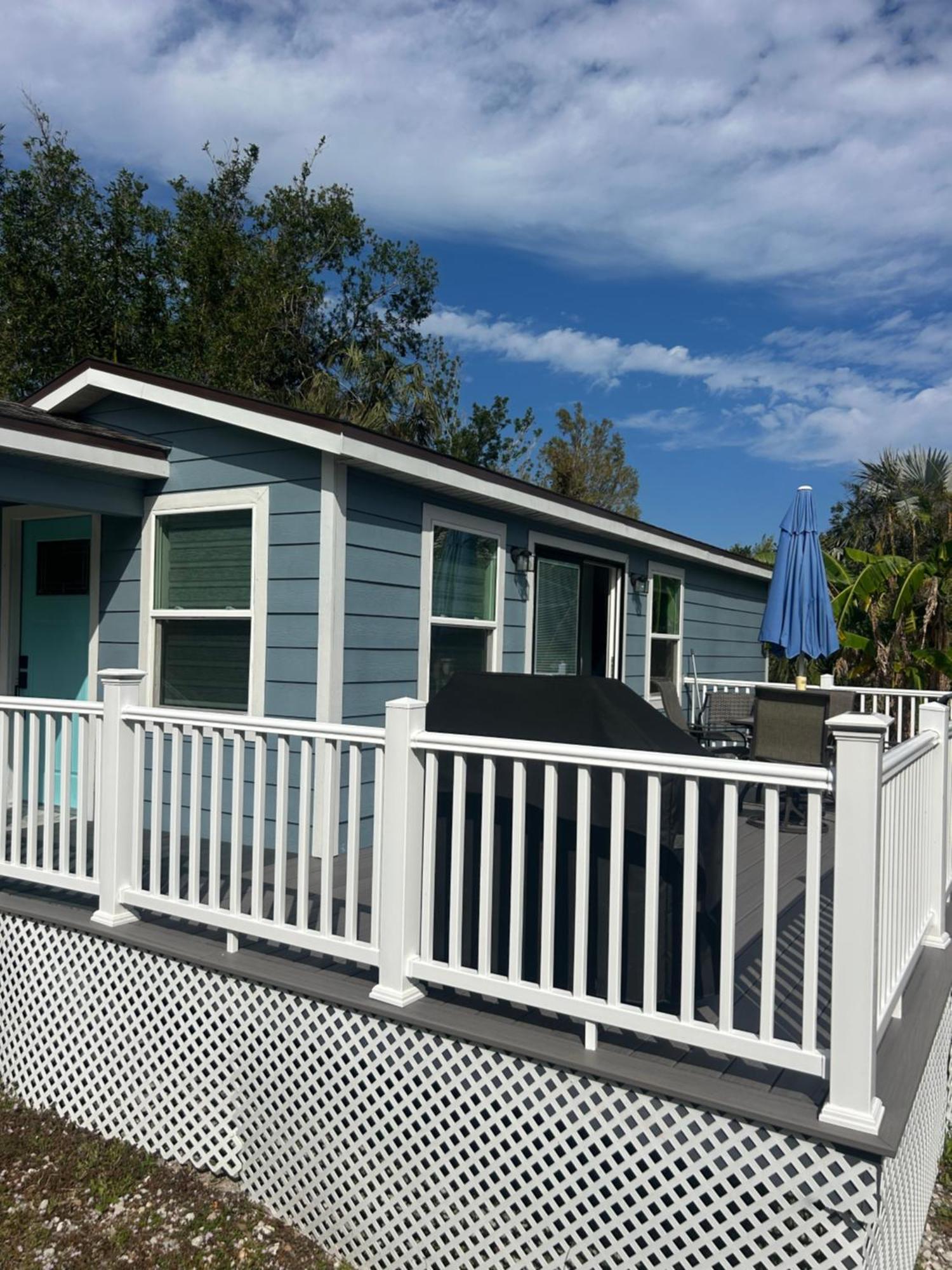 Perfect Getaway-Lovely Cottage House- Near Beaches Nokomis Exteriör bild